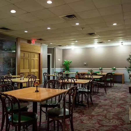 Econo Lodge Оберн Экстерьер фото