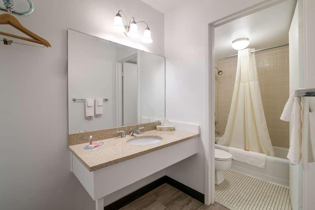 Econo Lodge Оберн Экстерьер фото